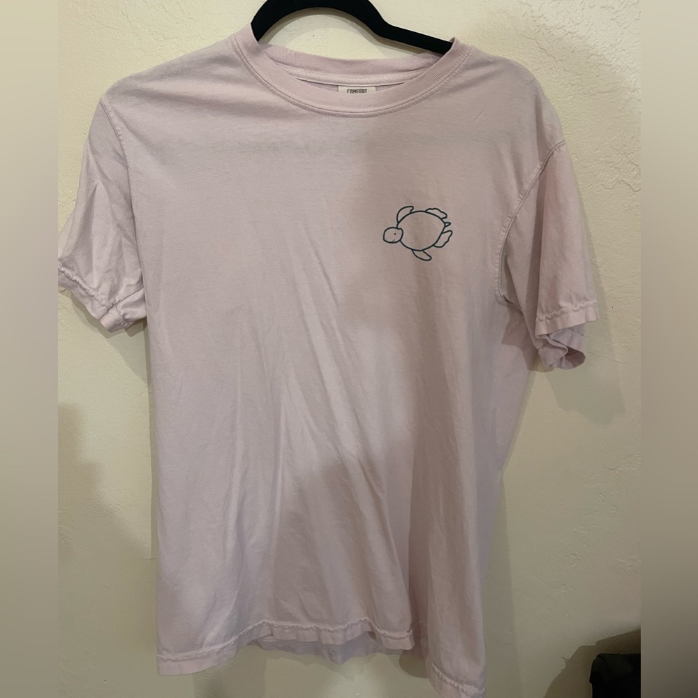 shelly cove graphic tee
